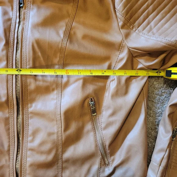 NWOT SIZE 2X. WOMENS JACKET WITH DETACHABLE HOOD - Picture 13 of 16